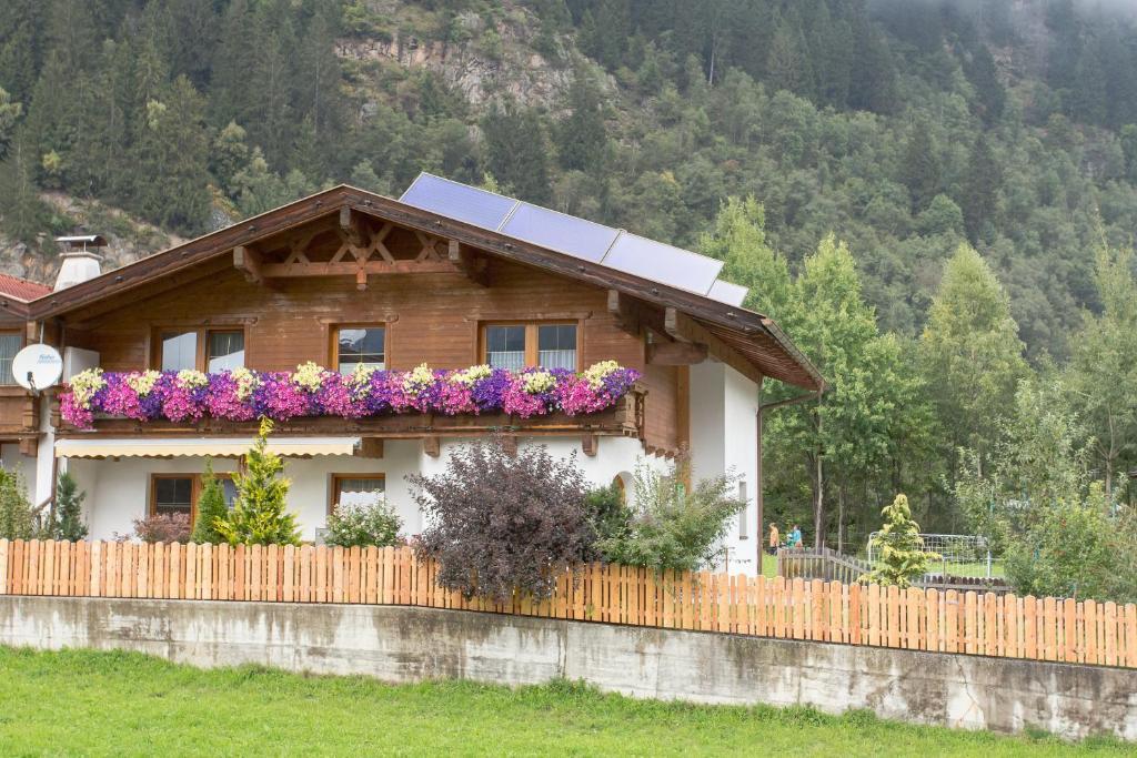 ノイシュティフト・イム・シュトゥーバイタールHaus Stefanアパートメント エクステリア 写真